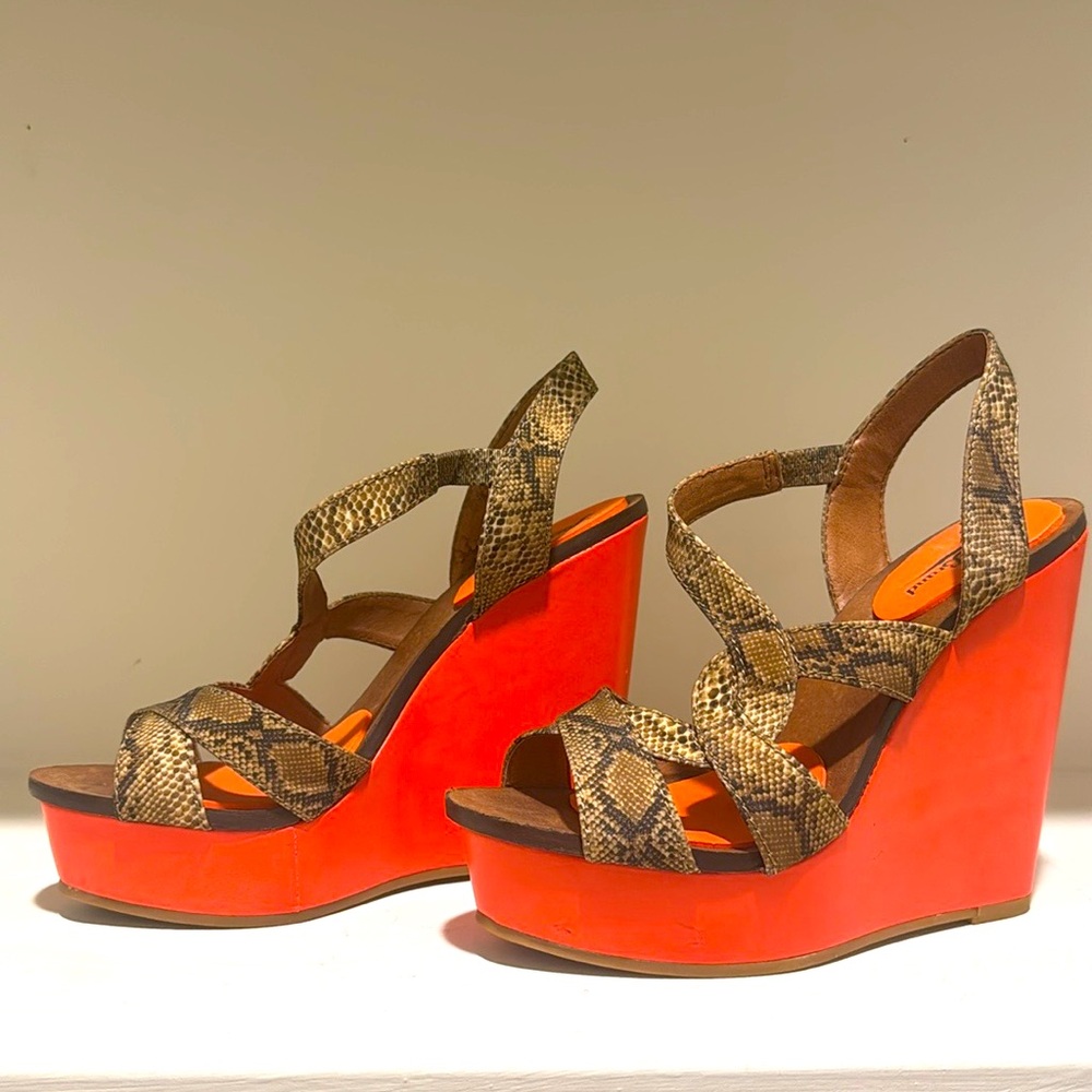 Sexy Sassy Snakeprint Wedge Heels